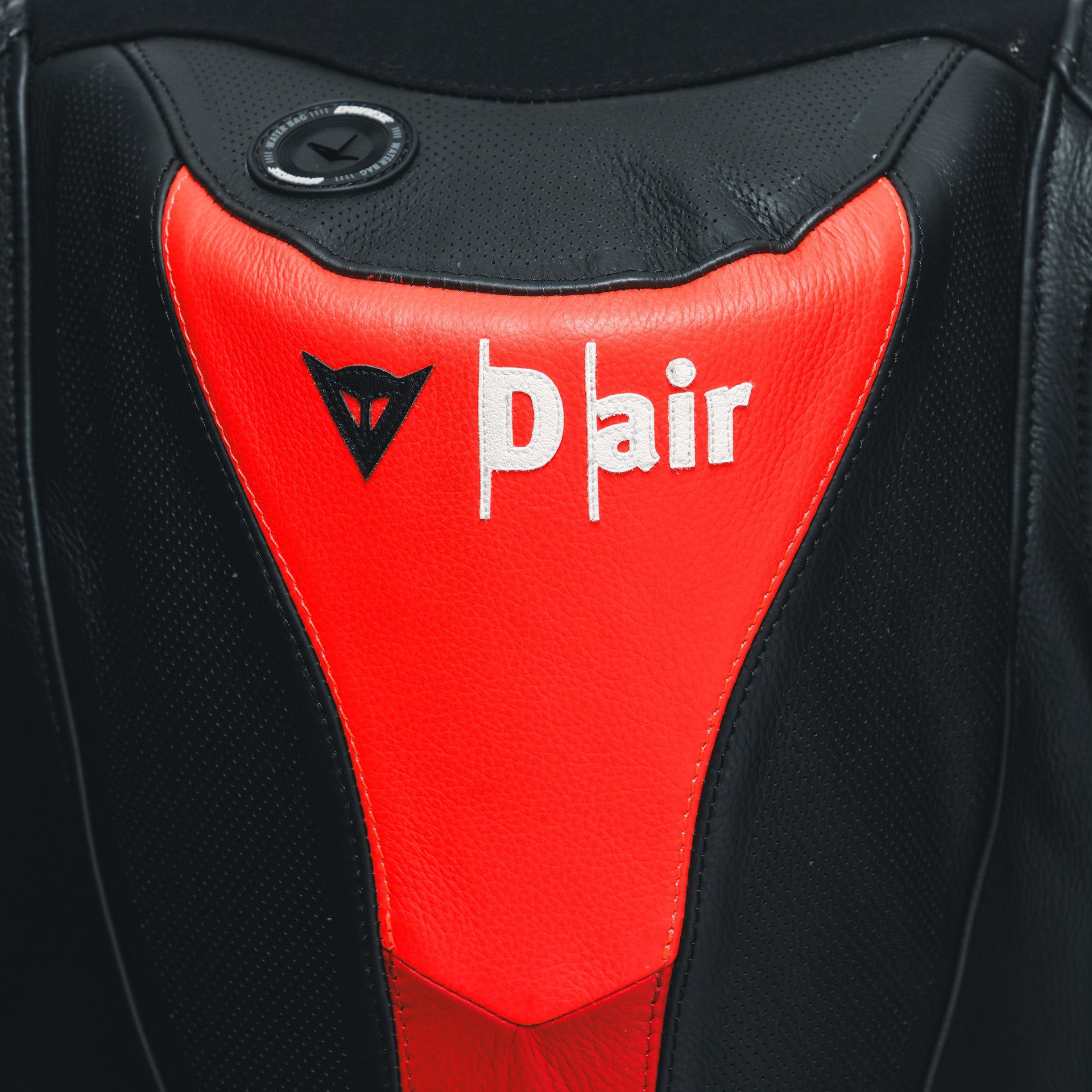 Dainese Misano 3 Lady D-AIR® Kombinezon Kožno odijelo – Perforirani zračni jastučić trkaći odijelo | Žene | Crvena 