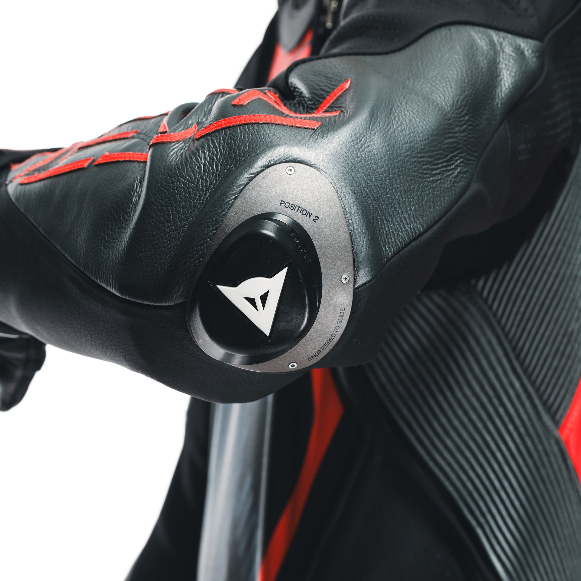 Dainese Audax D-ZIP kombinezon Kožno odijelo – Perforirani trkaći odijelo | Muški | Crna/Crvena 