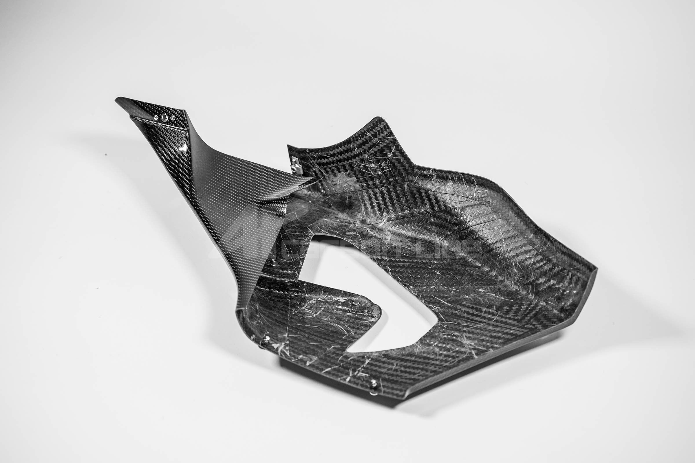 Desni bočni dio 200g AP Carbon Line Honda CBR 1000 RR-R SC82 (20-23) 