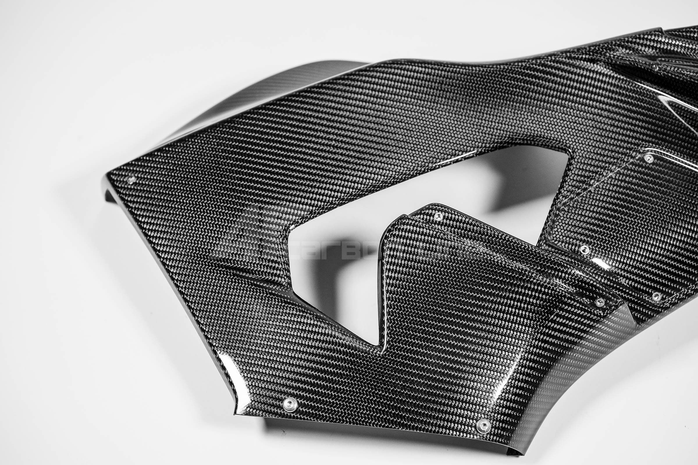 Desni bočni dio 200g AP Carbon Line Honda CBR 1000 RR-R SC82 (20-23) 