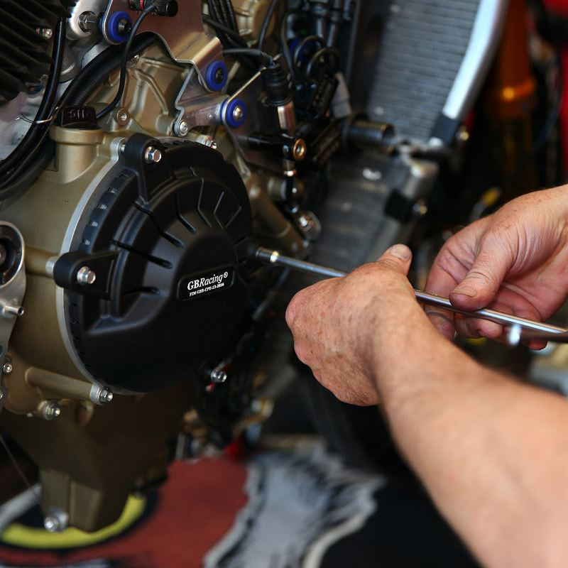 Zaštitna obloga za spojku GBRacing Ducati Panigale V4 R (19-21) 