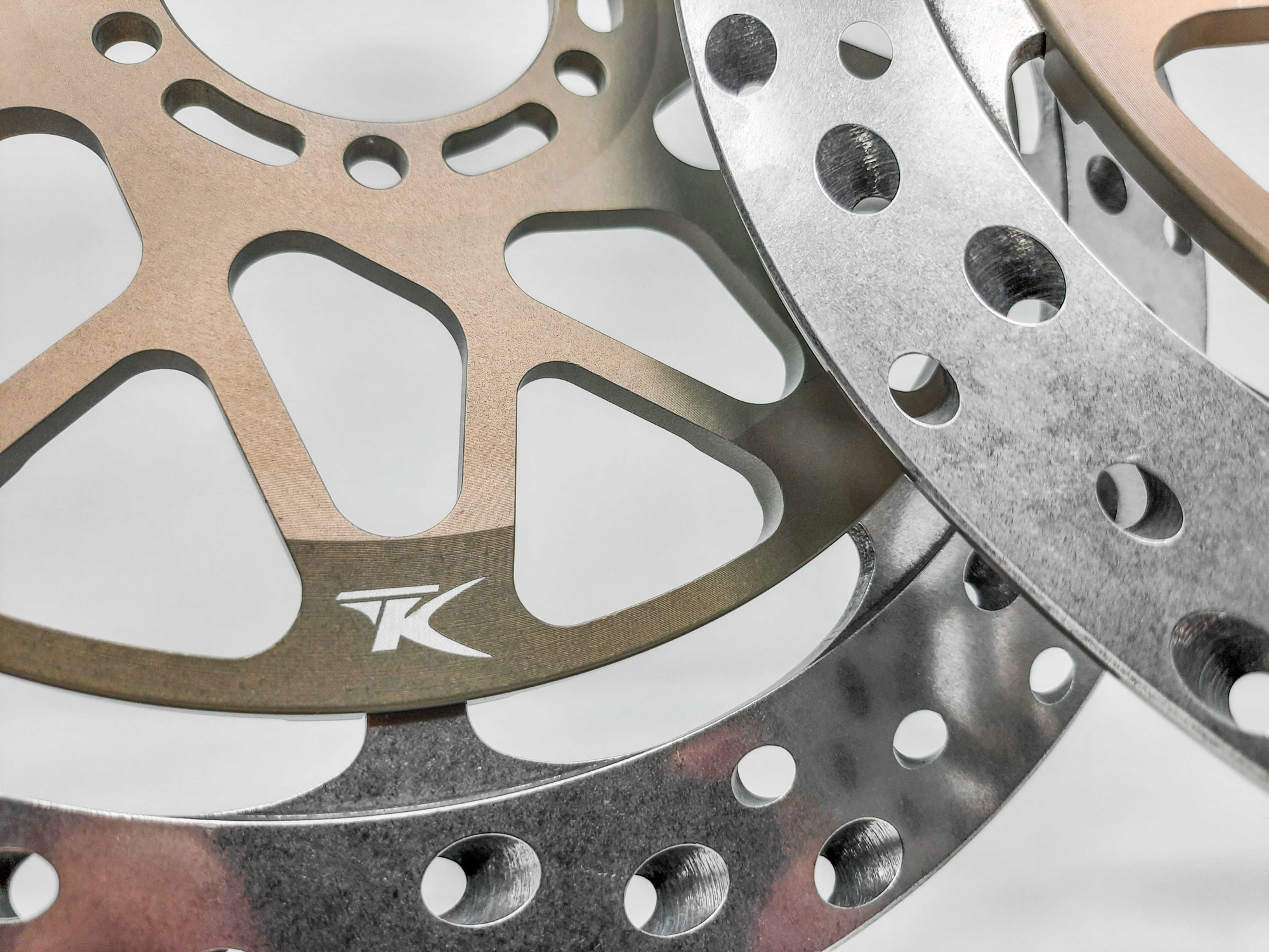 TK Diskovi kočnica SSP 6.0 set diskova kočnica za Honda CBR 1000 RR-R SC82 (20-26) 