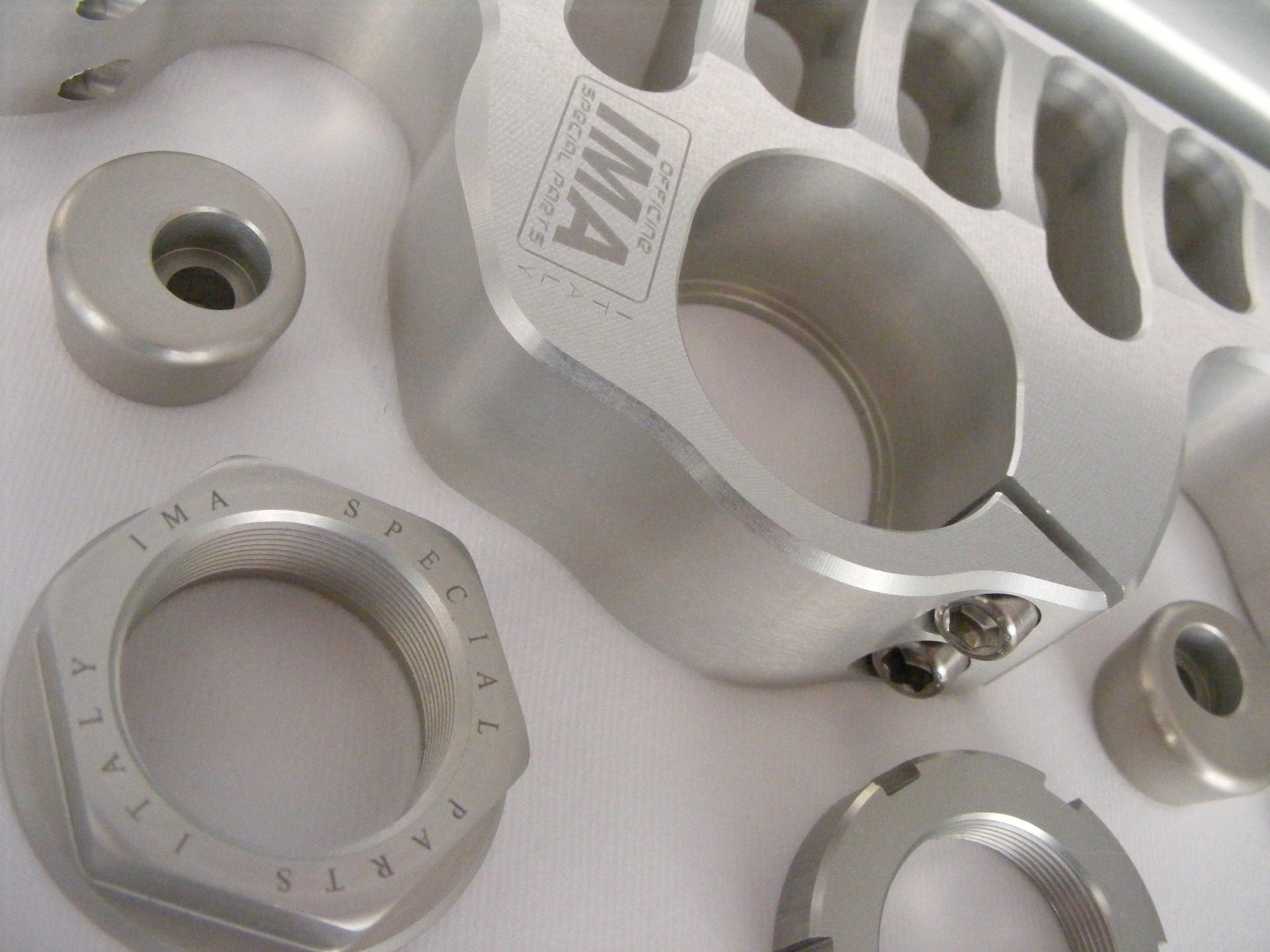 Ima Special Parts Racing vilica most za Ducati Panigale V4 R (19-21) 