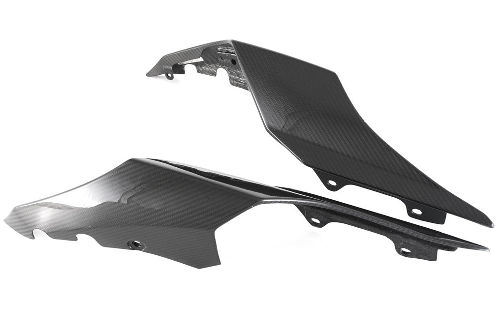 Karbon stražnji poklopac Fullsix za Yamaha YZF-R1/M RN32, RN49 & RN65 (15-26) 