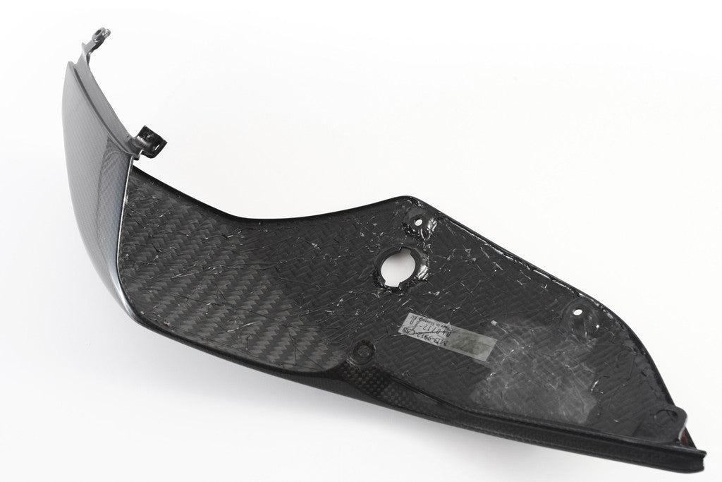 Bočna obloga stražnjeg dijela desna Carbon Fullsix Ducati Panigale 1199/R/S (12-17) 